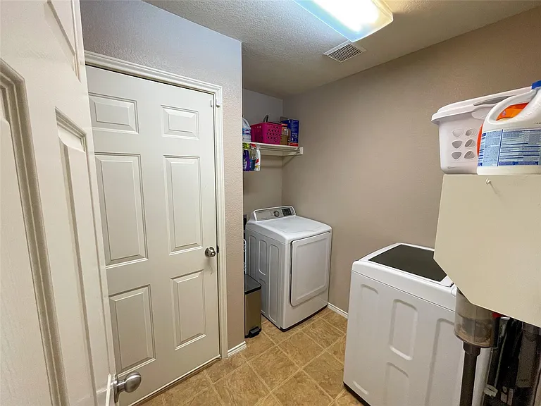 8748 Sagebrush Trl — Photo 25