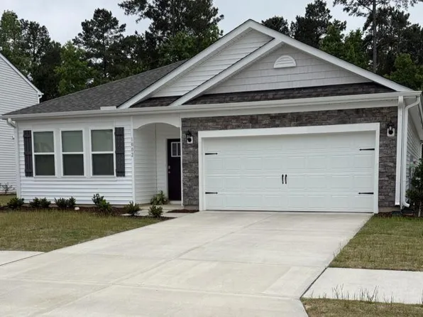 1002 Minnette Circle, New Bern, NC 28562