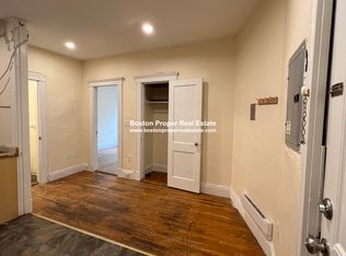 55 Park Dr APT 5, Boston, MA 02215