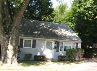 164 Glen Haven Rd, New Haven, CT 06513