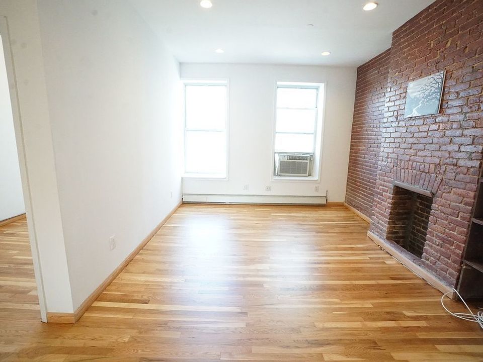 1st image of 658 Dean St #3A