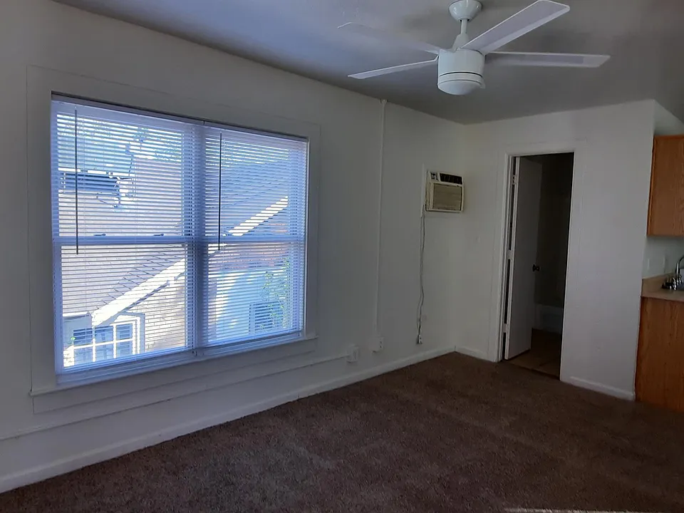 512 W Fillmore St #13