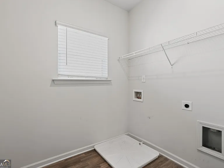 185 Madison Bnd — Photo 14
