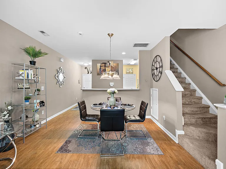 1210 Hadel Pl — Photo 15