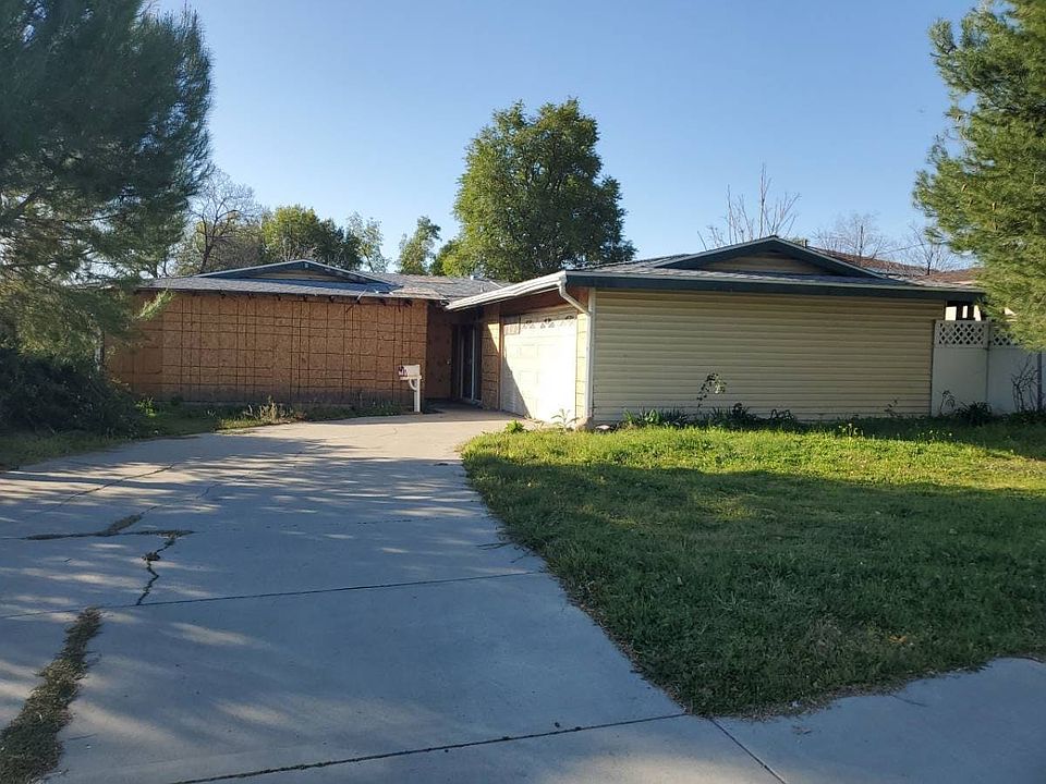 1st image of 1215 E Marshall Blvd