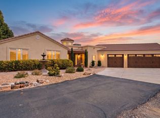 6900 Vatapa Rd NE, Rio Rancho, NM 87144