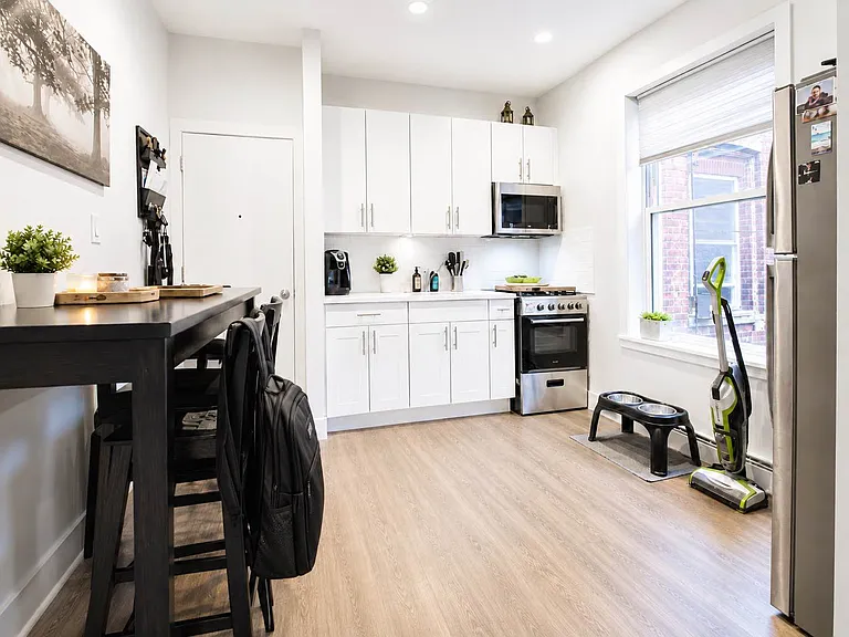 863 Knickerbocker Ave #2A — Photo 3