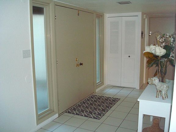 5th image of 1831 W Nido Ave