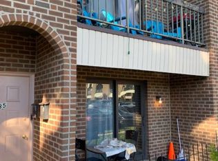 2727 Rhawn St #35AB, Philadelphia, PA 19152