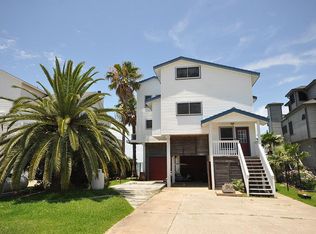 303 Isles End Rd, Tiki Island, TX 77554