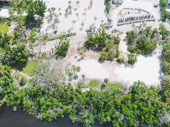 5th image of 7825 Sanderling Rd Lot 9