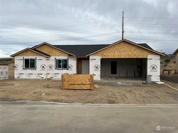 1959 N Mineral Place, East Wenatchee, WA 98802