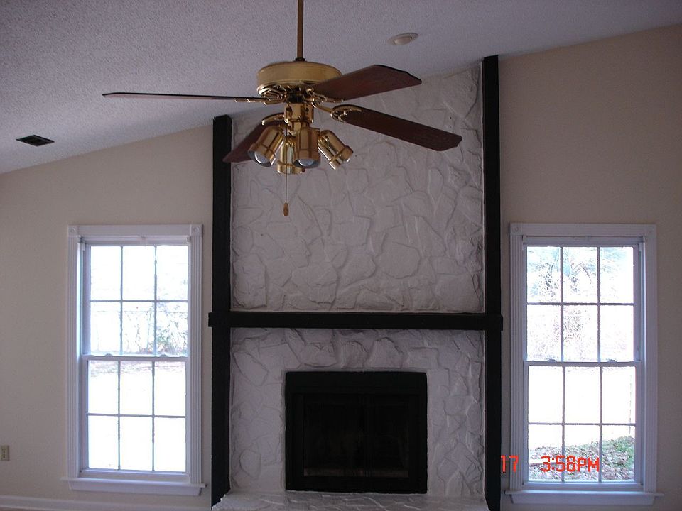 2nd image of 103 Baldwin Ln