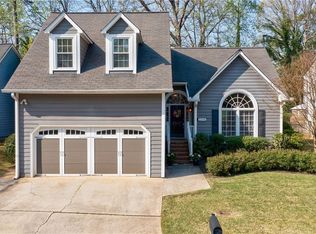1096 Dunbarton Trce NE, Atlanta, GA 30319