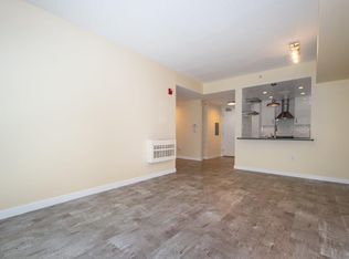 701 Columbia St APT 415, Vancouver, WA 98660