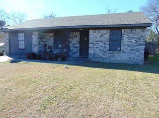 1806 S Jefferson St, Kaufman, TX