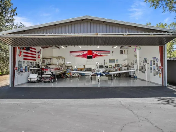20944 Woodside Way, Groveland, CA 95321