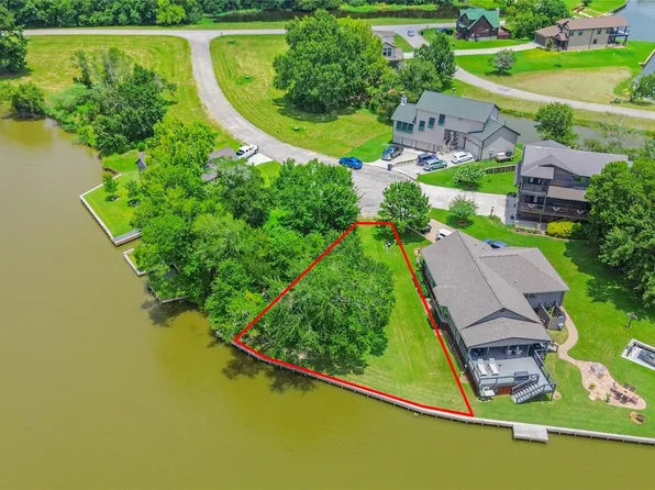 14 Wild Iris Ct, Huntsville, TX 77340