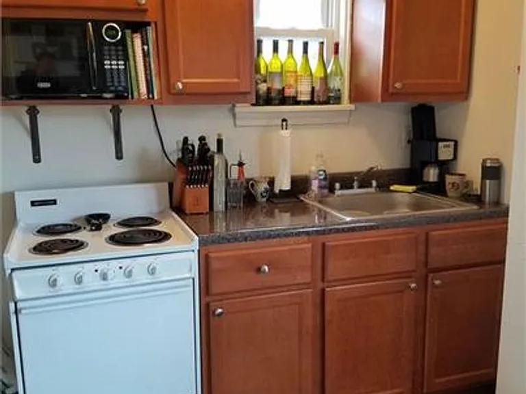 5739 Walnut St #2 — Photo 4
