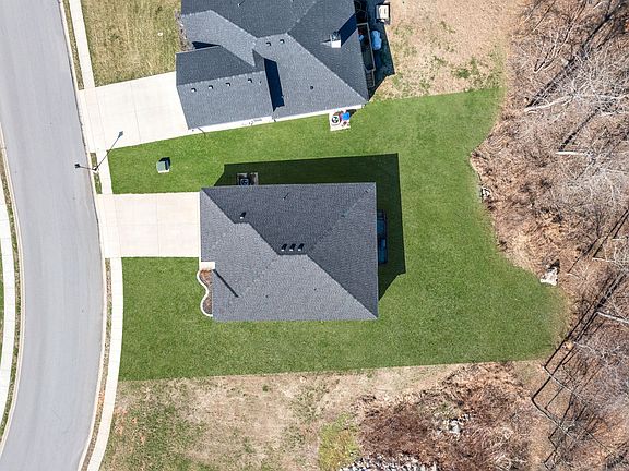 4th image of 305 Wingfield Dr