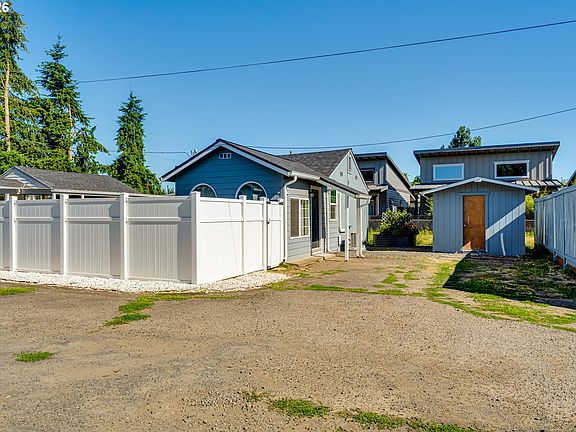 2nd image of 310 19th St