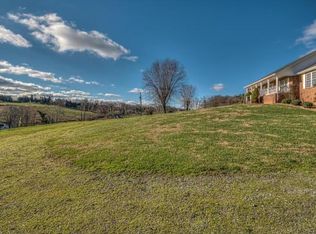 212 Lone Oak Rd, Surgoinsville, TN 37873
