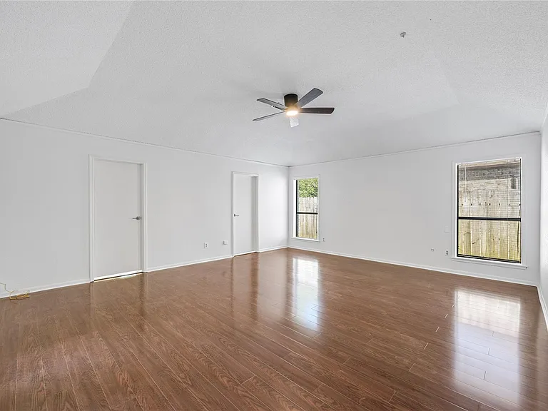 11906 Pepperdine Ln — Photo 18