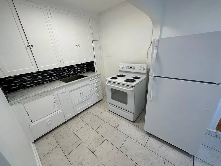 333 Summit Ave E #204 — Photo 21