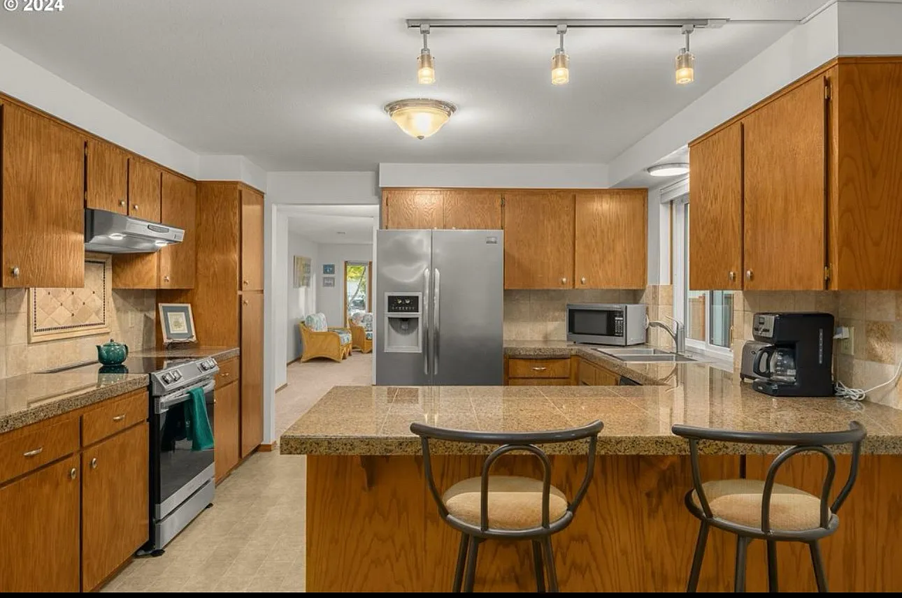 11753 SW Swendon Loop — Photo 4