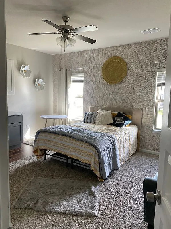 5 bed, 3.5 bath, 3402 sqft, $3,300 — Photo 4