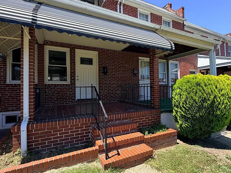 7058 Eastbrook Ave — Photo 1