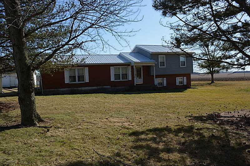 1st image of 4027 Valley Dr