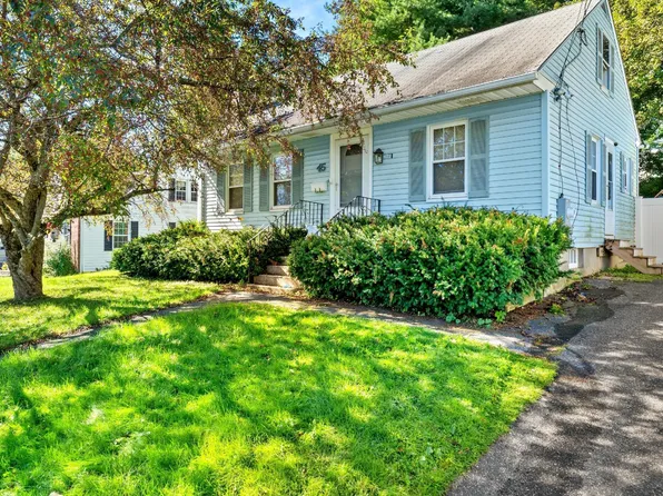 45 Kensington Ave, Pittsfield, MA 01201