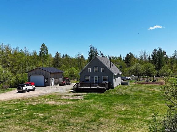 3rd image of 295 Boyne Rd