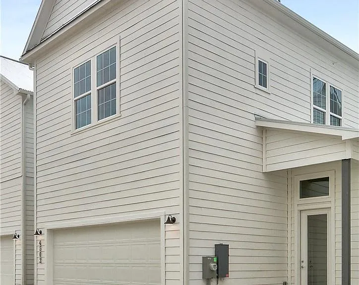 4502 Grassland Dr — Photo 31