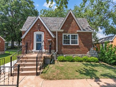 433 Winston Dr, Saint Louis, MO, 63125