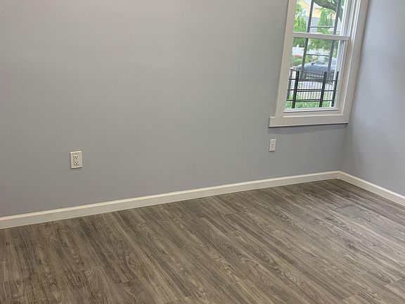 2nd image of 423 S 7th Ave APT 1