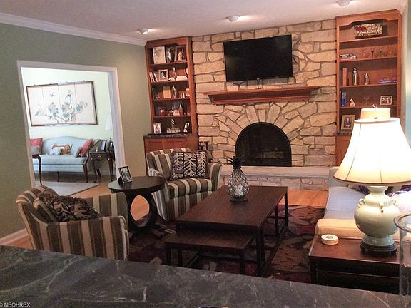 5th image of 29213 Cowles Dr
