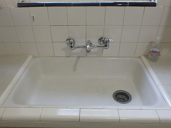 Large sink