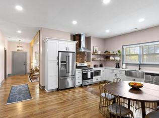 10 3rd Ave, Greenville, SC 29611