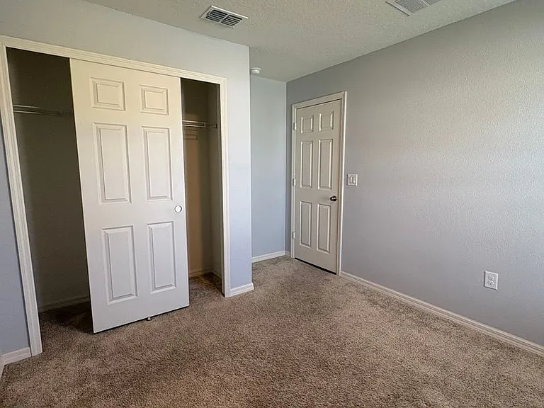 4751 Maplewild Ln — Photo 16