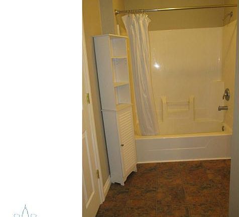 4th image of 2309 Clifton Ave