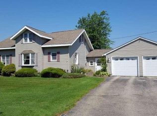 10420 White Rd, Ravenna, MI 49451