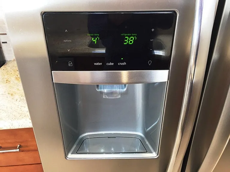 ice maker