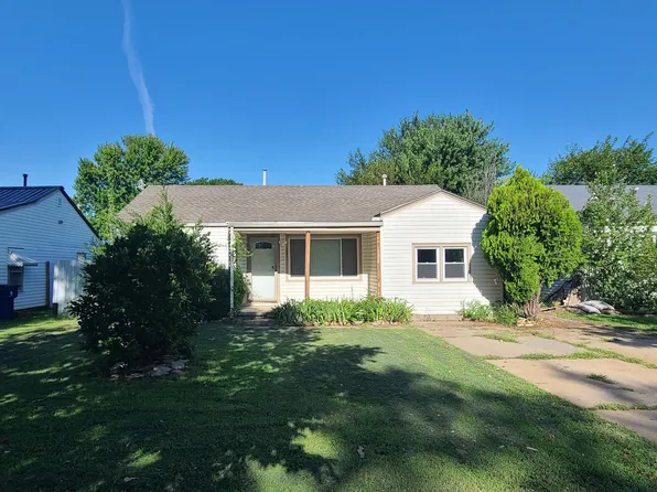 1631 S Estelle St, Wichita, KS 67211