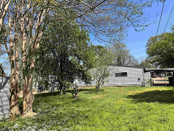 5th image of 3083 Cherry Rd