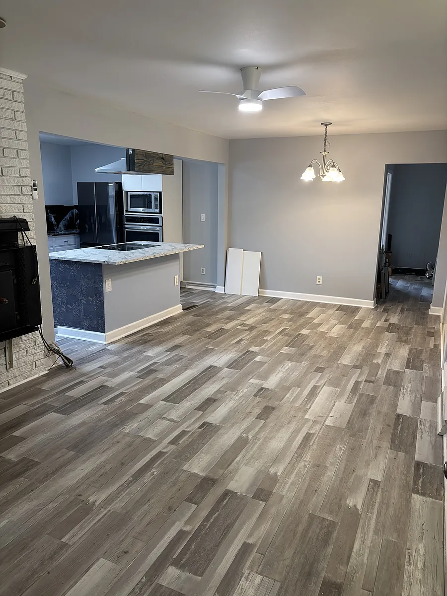 Building Photo - 6225 Branch Hill Cir