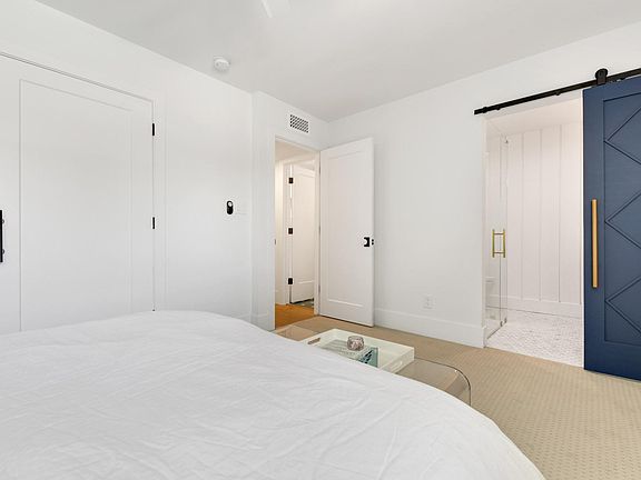 5th image of 8543 E Fairmount Ave