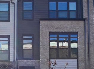 16356 Columbus Ave, Derwood, MD 20855