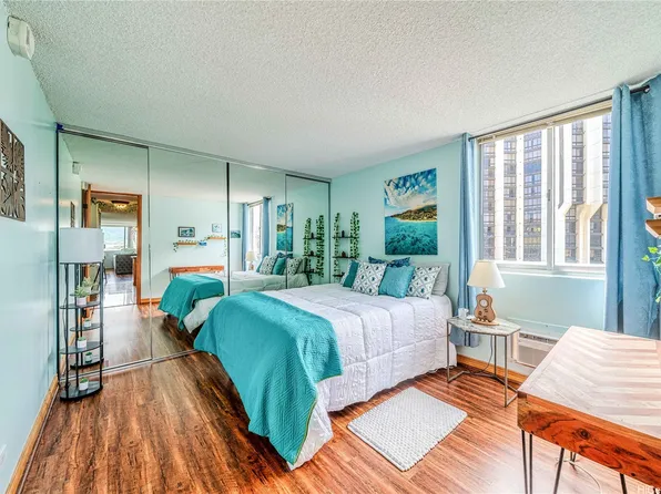 2611 Ala Wai Blvd APT 1408, Honolulu, HI 96815
